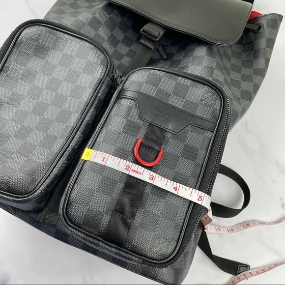 Louis Vuitton Utility Backpack - Picture 10 of 14